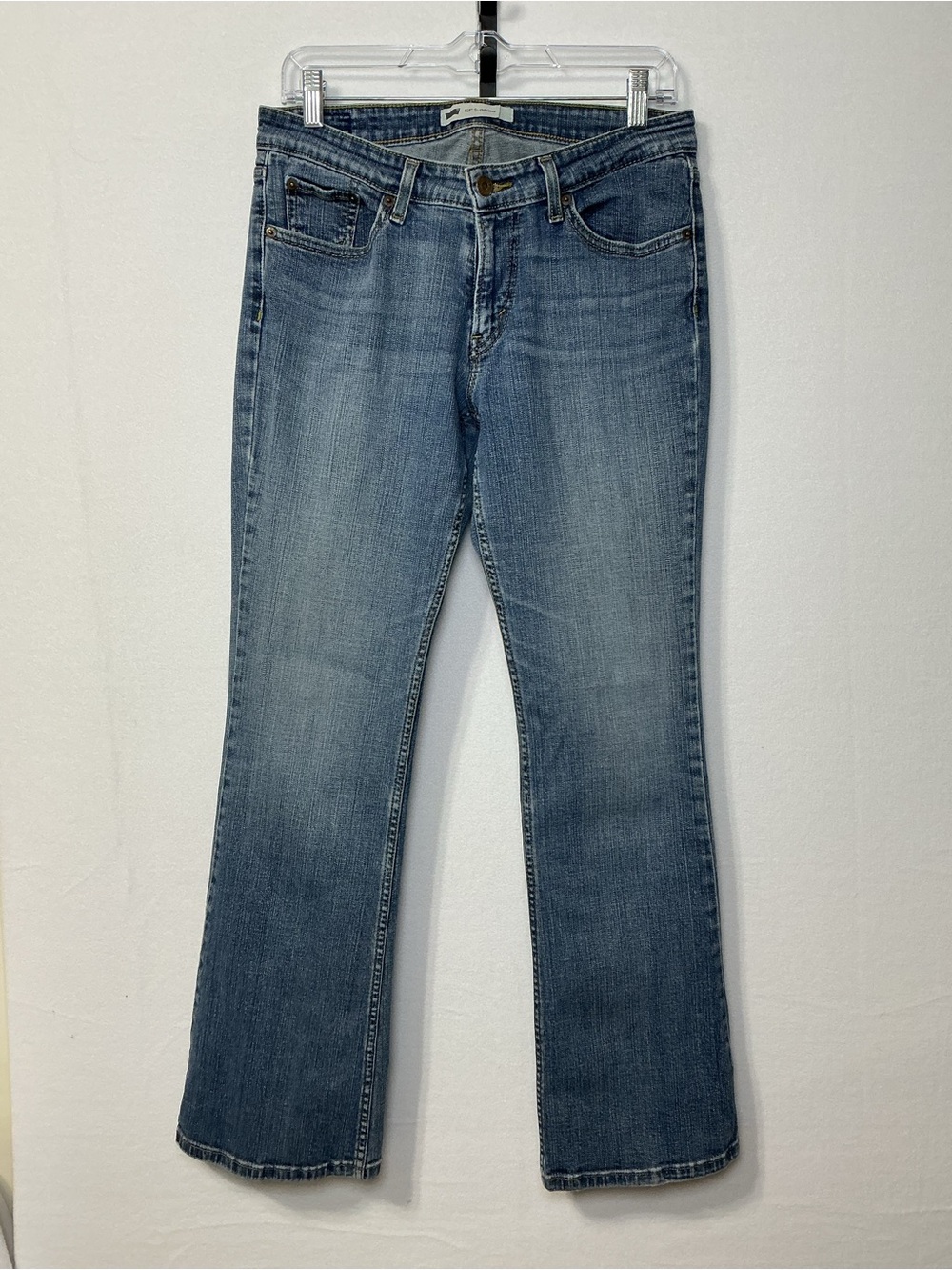 Levi’s 518 Superlow Women’s 9M W29 L32 Bootcut Jeans Medium Wash Distressed